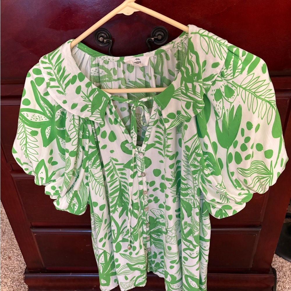 Entro White and Green Ruffled Blouse with Peter Pan Collar